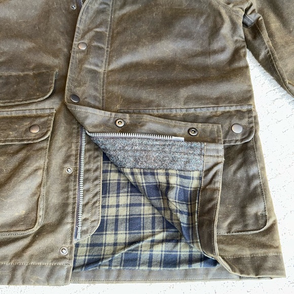Flint and Tinder Flannel-Lined Waxed Hudson Jacket in Forest - Medium - Picture 6 of 8